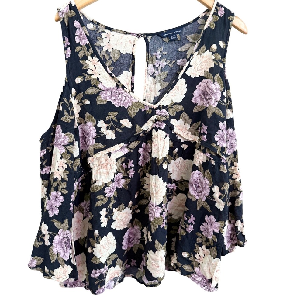 American Eagle Outfitters Floral‎ Print Peplum  M V Neck Keyhole Back